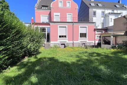 Haus Bochum Weitmar - 9 Zimmer, 290 m&sup2;, 2.320&euro; | Angebot:24453946