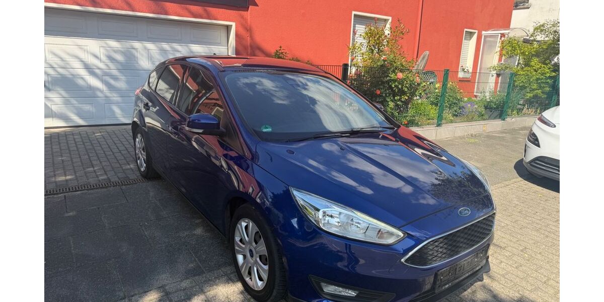 Ford Focus 120.000 km 6.999 &euro; Essen 45147