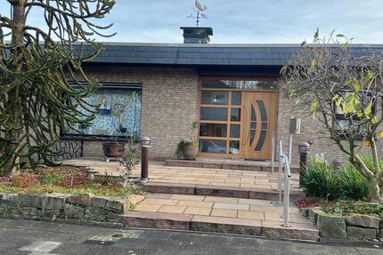 Haus Duisburg Essenberg - 5 Zimmer, 268 m&sup2;, 550.000&euro; | Angebot:25236957