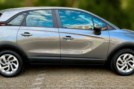 Opel Crossland (X) 122.700 km 6.750 &euro; Düsseldorf 40235