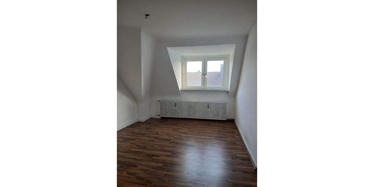 Etagenwohnung Oberhausen Marienkirche - 3 Zimmer, 109 m&sup2;, 495&euro; | Angebot:25699657