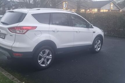 Ford Kuga 149.225 km 6.990 &euro; Erkrath 40699