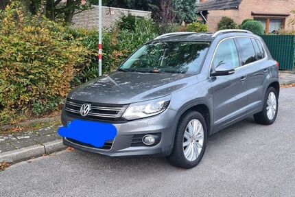 VW Tiguan 205.000 km 9.500 &euro; Neuss 41472