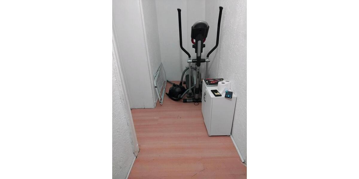 Dachgeschoßwohnung Bochum Bochum-Mitte - 4 Zimmer, 57 m&sup2;, 650&euro; | Angebot:25255184