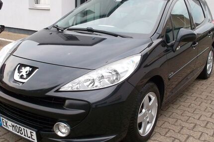 Peugeot 207 147.850 km 2.350 &euro; Hilden 40721