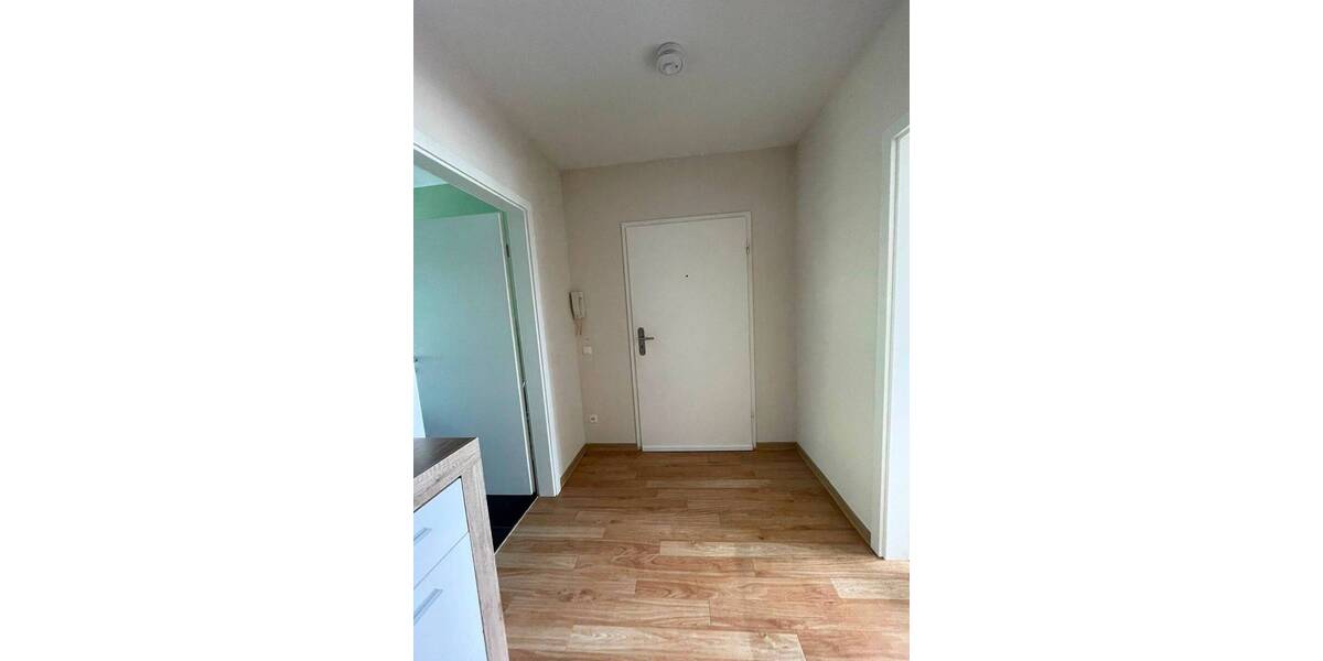 Etagenwohnung Remscheid Süd - 3 Zimmer, 79 m&sup2;, 735&euro; | Angebot:26834758