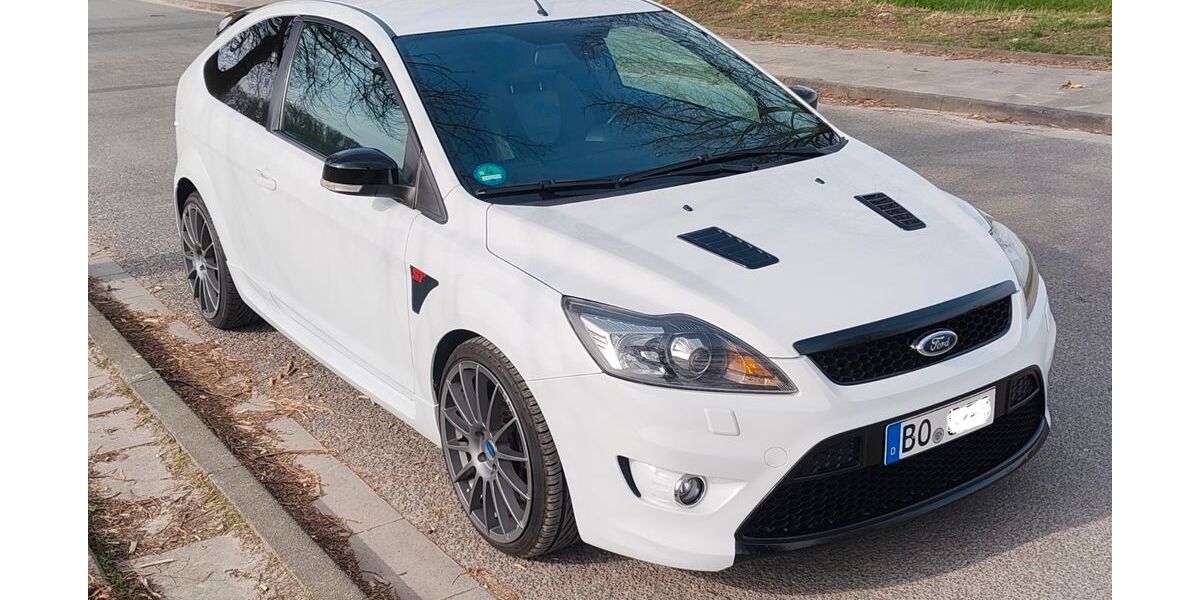 Ford Focus 163.000 km 9.500 &euro; Bochum 44867