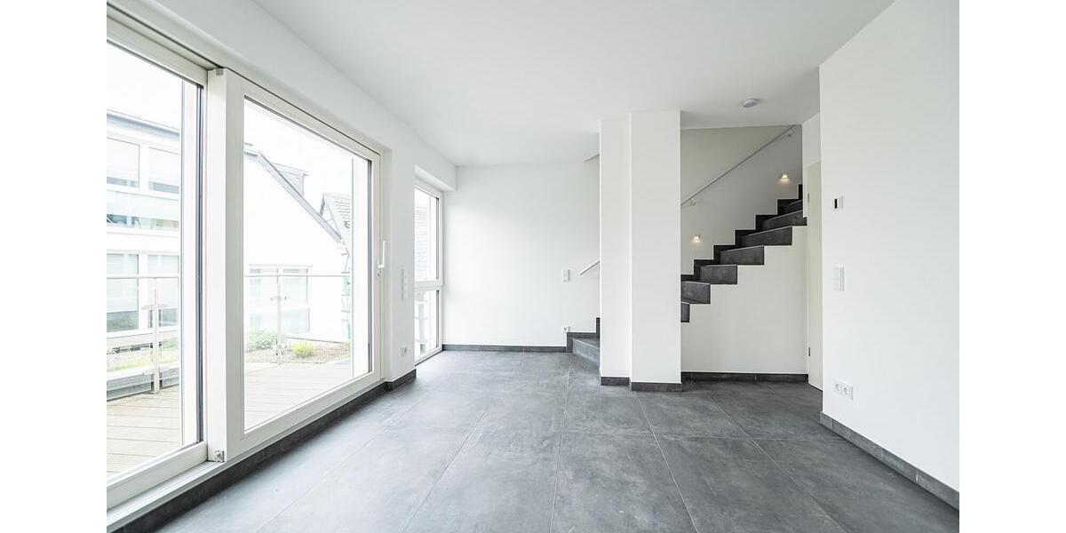 Etagenwohnung Hilden - 3 Zimmer, 122 m&sup2;, 2.340&euro; | Angebot:23474218