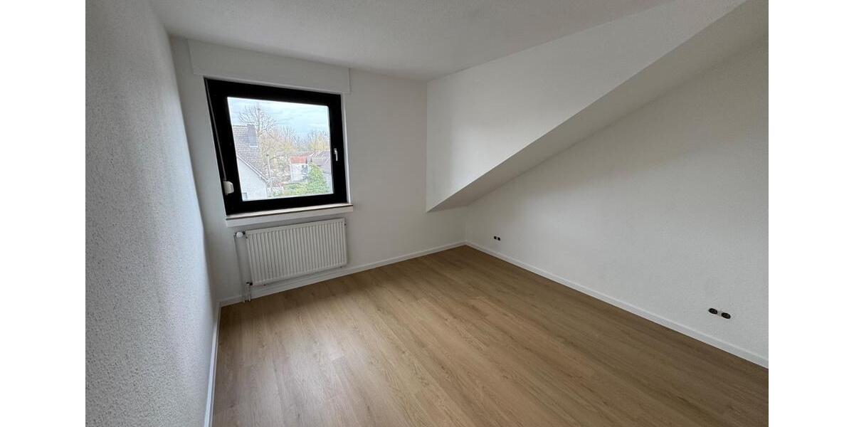 Dachgeschoßwohnung Herten - 3 Zimmer, 89 m&sup2;, 800&euro; | Angebot:26044705