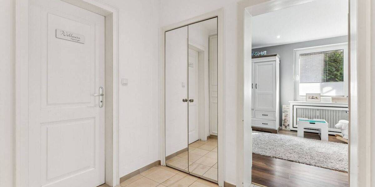 Etagenwohnung Meerbusch Büderich - 3 Zimmer, 122 m&sup2;, 525.000&euro; | Angebot:25958636