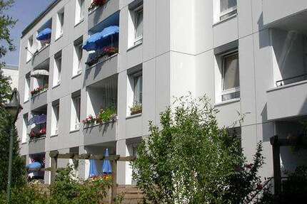 Wohnung Düsseldorf Stadtbezirk 10 - 3 Zimmer, 67 m&sup2;, 749&euro; | Angebot:26978256