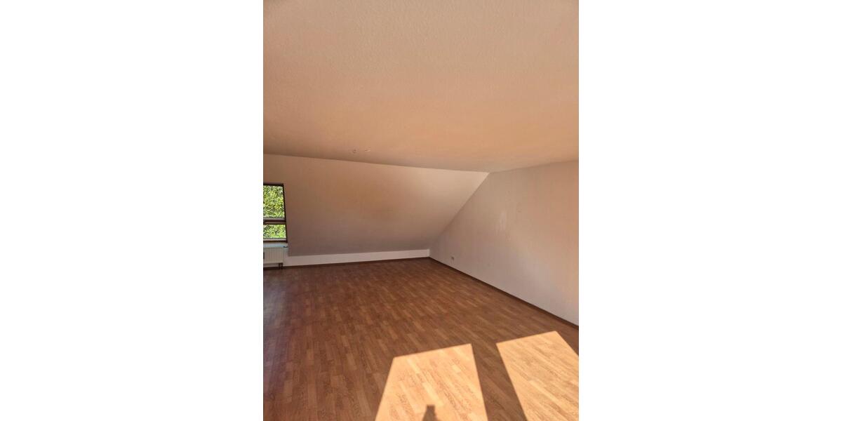 Dachgeschoßwohnung Herne Sodingen - 4 Zimmer, 95 m&sup2;, 640&euro; | Angebot:27534770