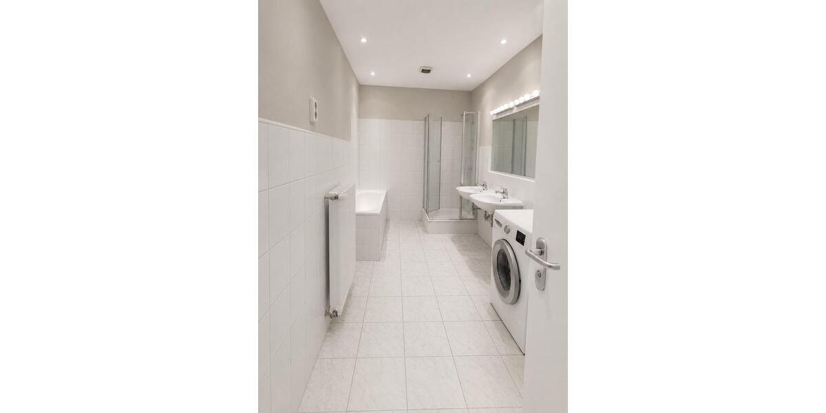Mehrfamilienhaus, Wohnhaus Essen Südviertel - 3.5 Zimmer, 112 m&sup2;, 1.230&euro; | Angebot:26462545