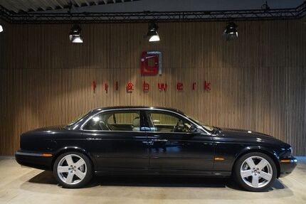 Jaguar XJR 48.500 km 39.941 &euro; Duisburg 47228