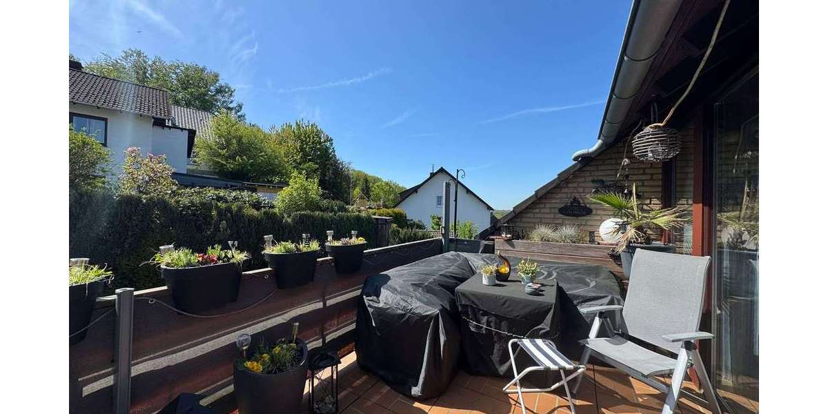 Etagenwohnung Ennepetal - 4 Zimmer, 146 m&sup2;, 219.000&euro; | Angebot:27213608
