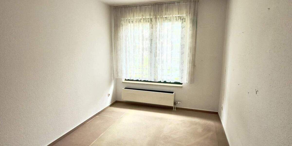 Etagenwohnung Düsseldorf Holthausen - 3 Zimmer, 84 m&sup2;, 348.000&euro; | Angebot:25743684