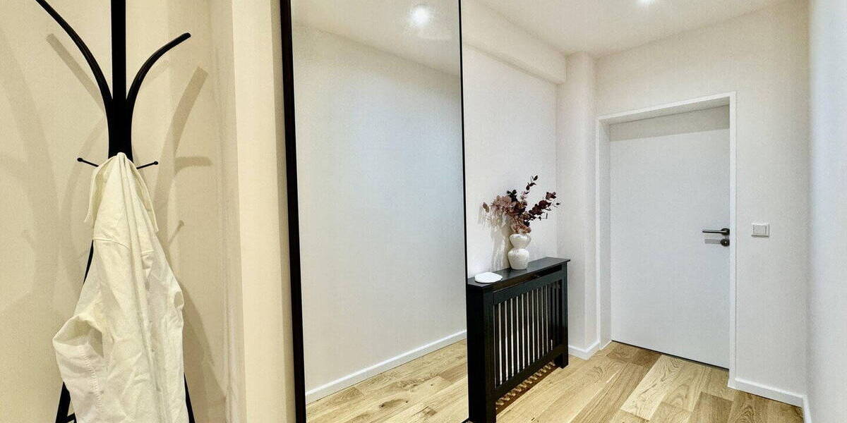 Etagenwohnung Düsseldorf Stadtmitte - 2 Zimmer, 60 m&sup2;, 330.000&euro; | Angebot:25927878