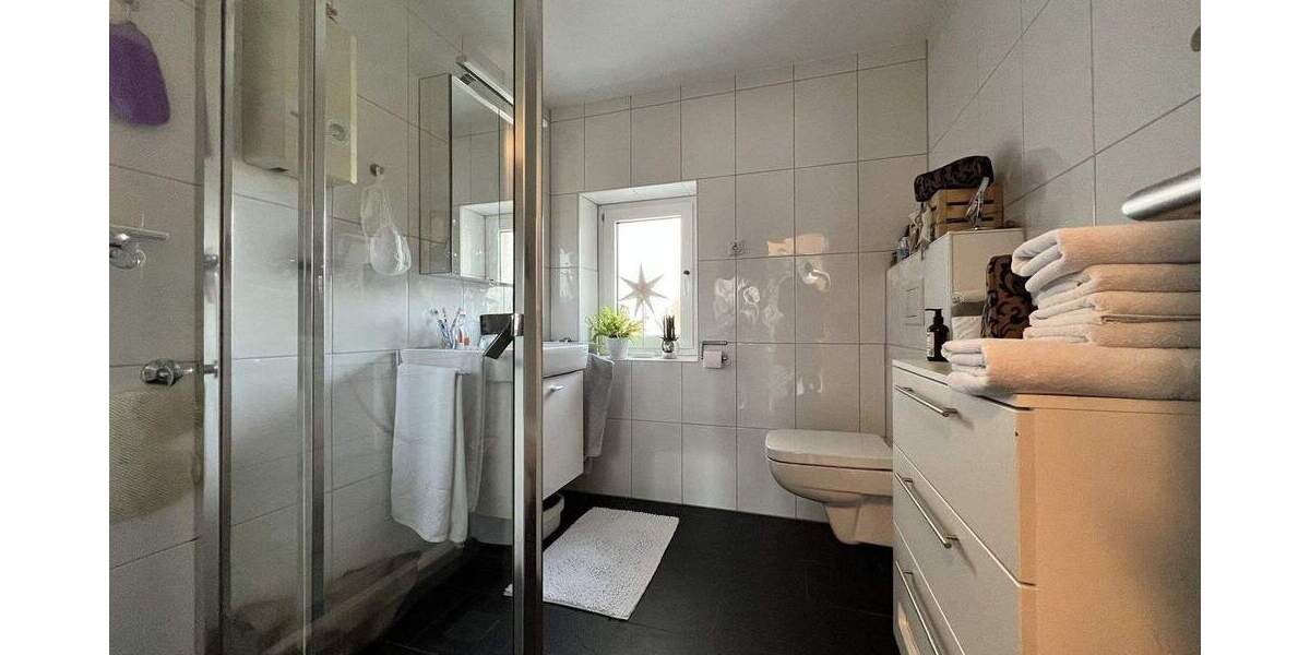 Mehrfamilienhaus, Wohnhaus Leichlingen - 8 Zimmer, 197 m&sup2;, 399.000&euro; | Angebot:25779473