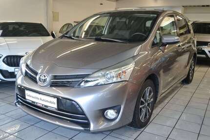 Toyota Verso 200.000 km 6.950 &euro; Solingen 42719