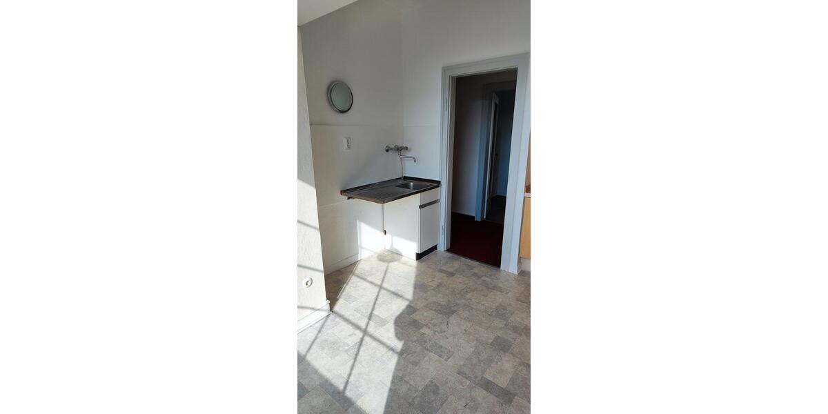 Etagenwohnung Duisburg Duisburg-Mitte - 2 Zimmer, 69 m&sup2;, 490&euro; | Angebot:27555692