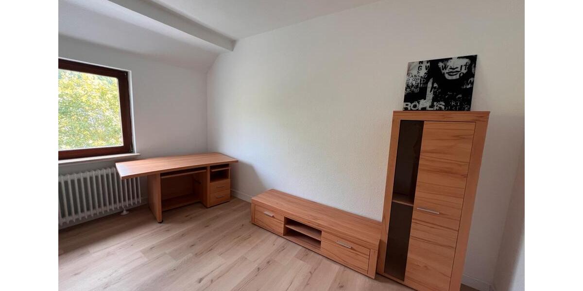 Etagenwohnung Hagen Hagen-Nord - 4 Zimmer, 80 m&sup2;, 695&euro; | Angebot:27547844