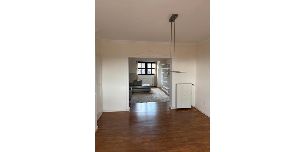 Dachgeschoßwohnung Düsseldorf Stadtbezirk 7 - 4 Zimmer, 139 m&sup2;, 620.000&euro; | Angebot:27496427