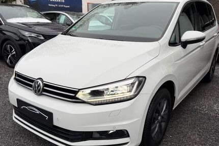 VW Touran 65.168 km 23.450 &euro; Wuppertal 42109