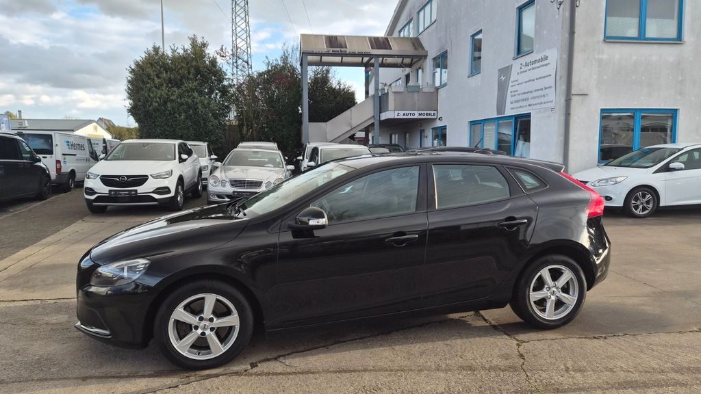 Volvo V40 197.021 km 7.850 &euro; Hilden 40721