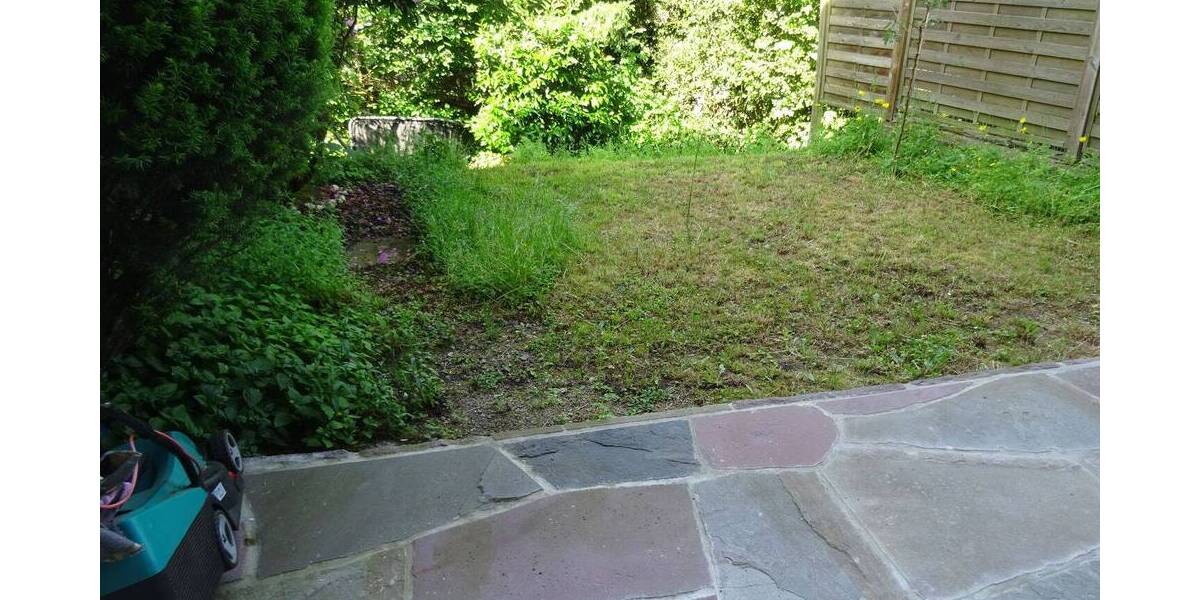 Etagenwohnung Essen Stadtwald - 1 Zimmer, 51 m&sup2;, 400&euro; | Angebot:26833483