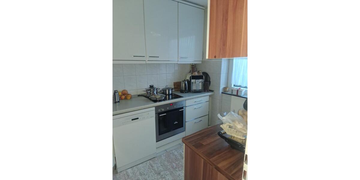 Etagenwohnung Duisburg Rheinhausen - 4 Zimmer, 100 m&sup2;, 701&euro; | Angebot:25760110