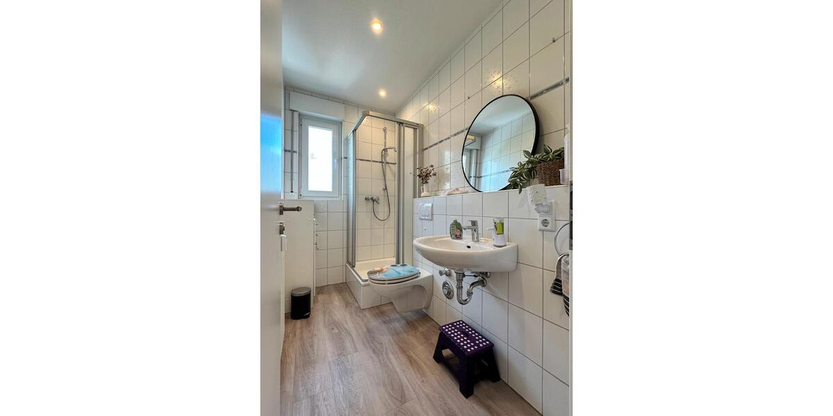 Dachgeschoßwohnung Solingen Burg - 4 Zimmer, 134 m&sup2;, 390.000&euro; | Angebot:27059303