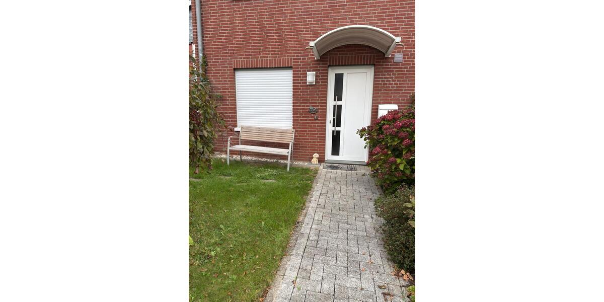 Erdgeschoßwohnung Solingen Wald - 1 Zimmer, 30 m&sup2;, 600&euro; | Angebot:27577481