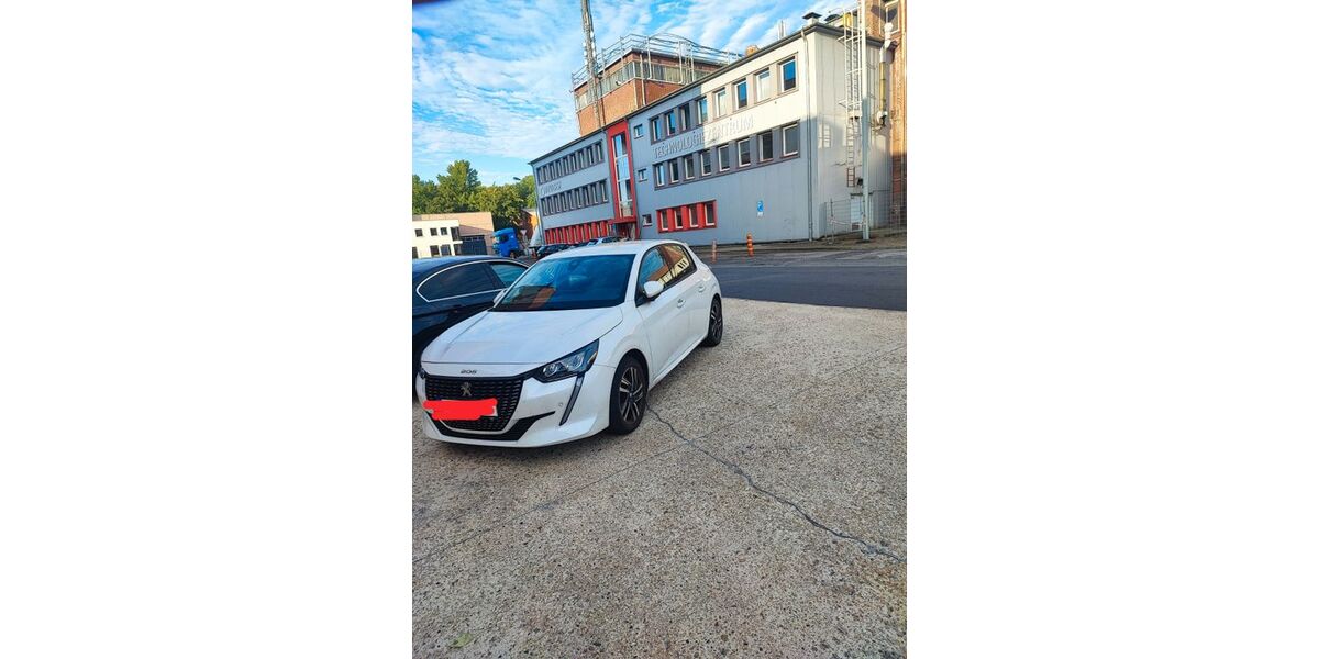Peugeot 208 39.000 km 15.800 &euro; Mülheim an der Ruhr 45475
