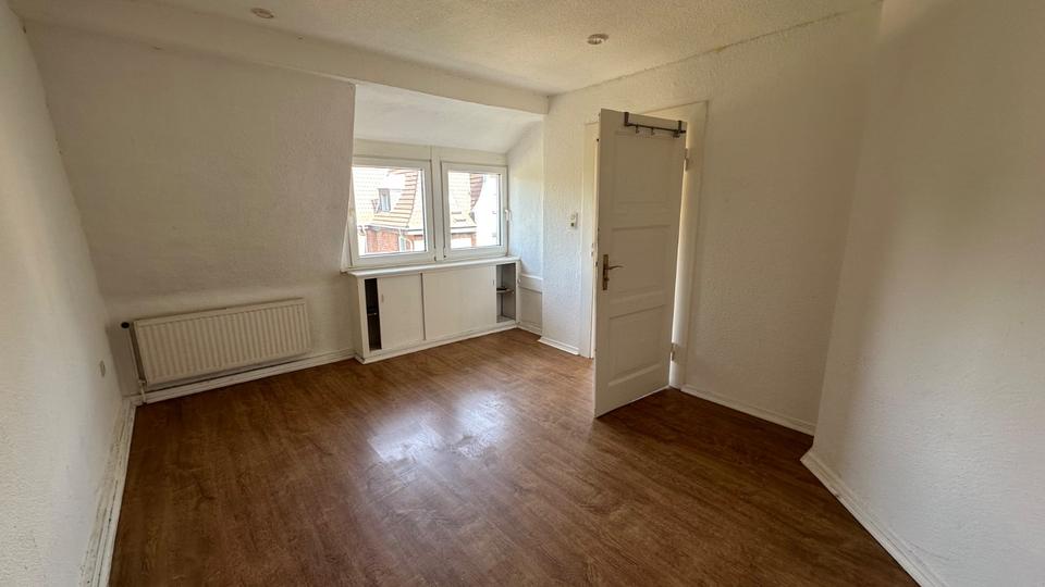 Dachgeschoßwohnung Neuss - 2 Zimmer, 50 m&sup2;, 520&euro; | Angebot:27549115
