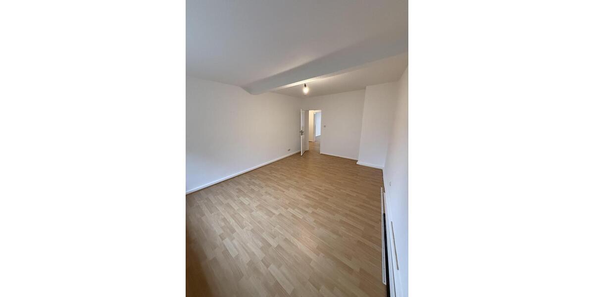 Etagenwohnung Wuppertal Elberfeld - 2 Zimmer, 62 m&sup2;, 560&euro; | Angebot:25874905