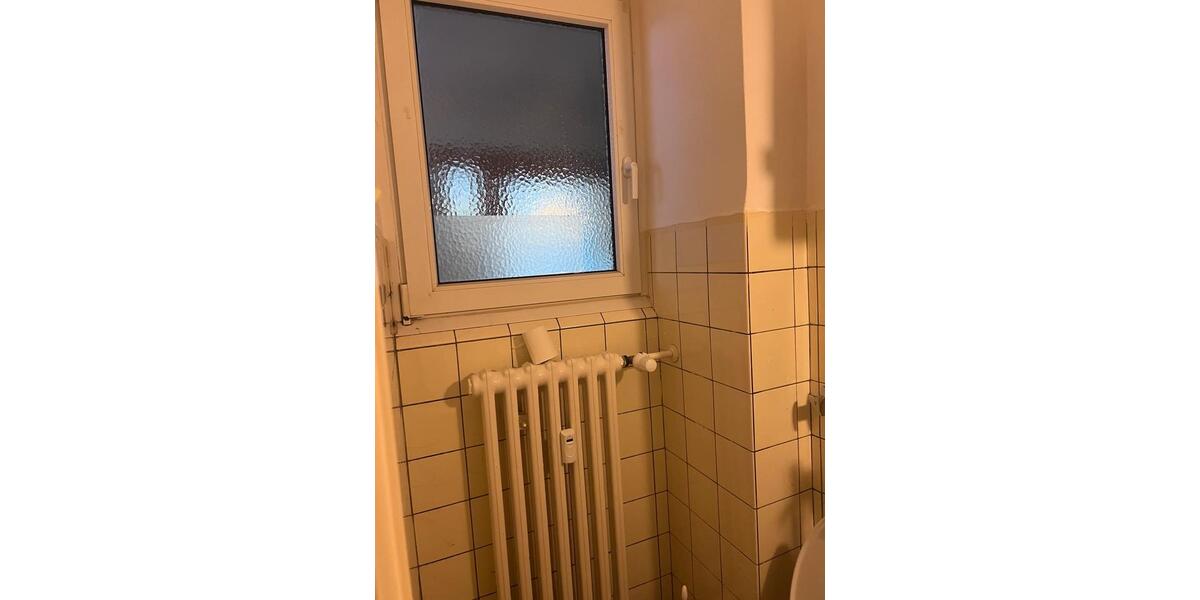 Etagenwohnung Essen Stadtkern - 1 Zimmer, 40 m&sup2;, 440&euro; | Angebot:25959332