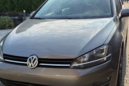 VW Golf 194.000 km 7.290 &euro; Wermelskirchen 42929