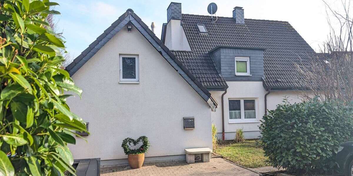 Einfamilienhaus Langenfeld - 6 Zimmer, 170 m&sup2;, 495.000&euro; | Angebot:25215057