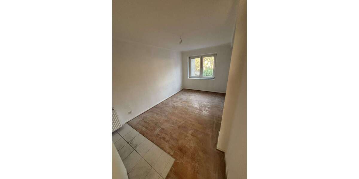 Etagenwohnung Duisburg Rheinhausen - 4 Zimmer, 116 m&sup2;, 720&euro; | Angebot:25830502