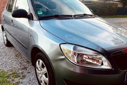 Skoda Fabia 70.000 km 4.700 &euro; Wuppertal 42279