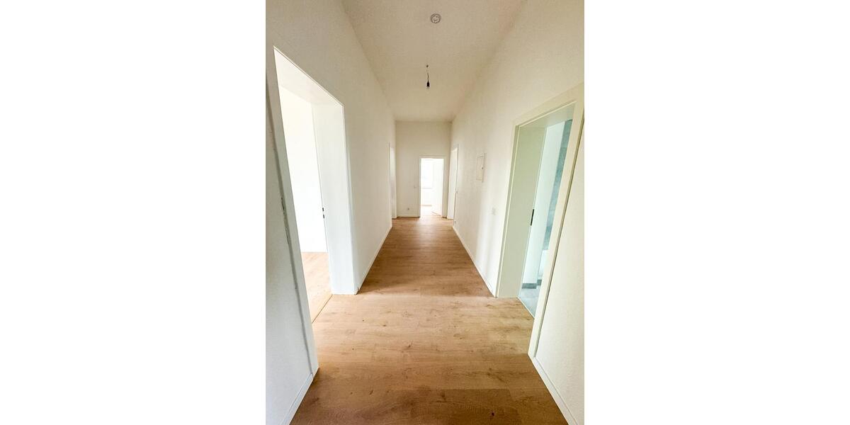 Etagenwohnung Bottrop Ebel - 2.5 Zimmer, 85 m&sup2;, 600&euro; | Angebot:24849643