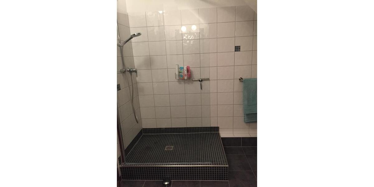 Dachgeschoßwohnung Bochum Bochum-Nord - 3 Zimmer, 70 m&sup2;, 600&euro; | Angebot:25965177