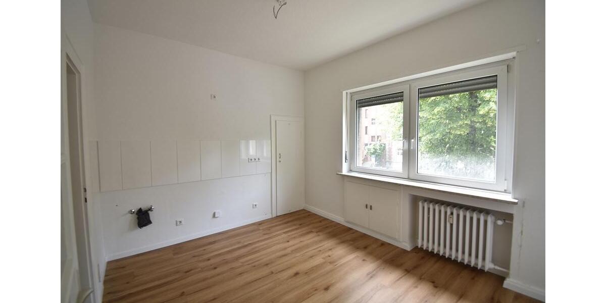 Etagenwohnung Düsseldorf Niederkassel - 2 Zimmer, 75 m&sup2;, 1.240&euro; | Angebot:22440568