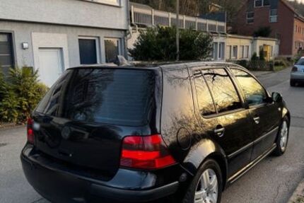 VW Golf 188.000 km 1.900 &euro; Solingen 42697