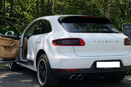 Porsche Macan 189.000 km 30.499 &euro; DÜSSELDORF 40593