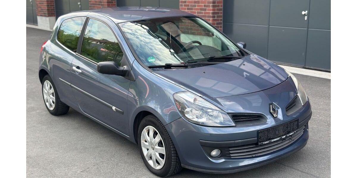 Renault Clio 100.000 km 2.499 &euro; Essen 45326