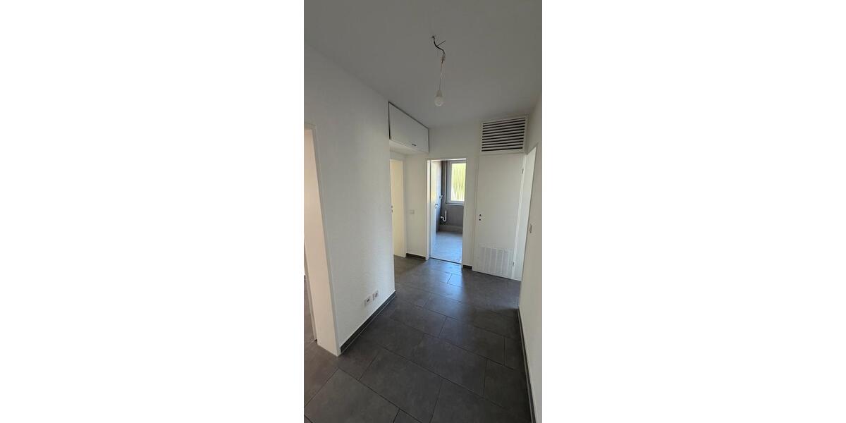 Etagenwohnung Velbert Velbert-Mitte - 3 Zimmer, 69 m&sup2;, 800&euro; | Angebot:27585756