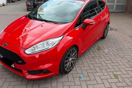 Ford Fiesta 192.000 km 5.300 &euro; Bochum 44892