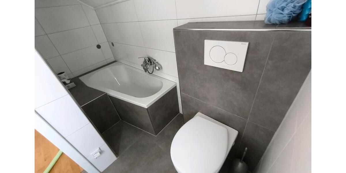 Einfamilienhaus Burscheid - 6.5 Zimmer, 140 m&sup2;, 584.000&euro; | Angebot:27540174
