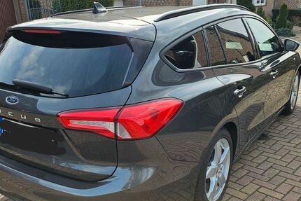 Ford Focus 95.632 km 16.300 &euro; Ratingen 40881